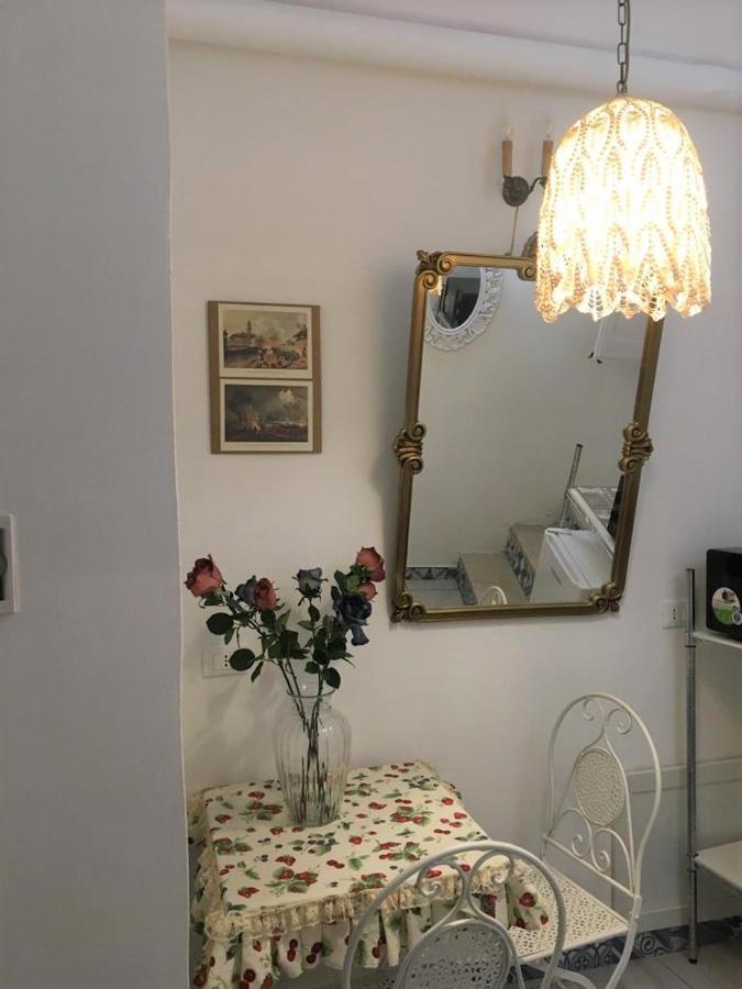 Le Lanterne Di Terrasini Hotel ภายนอก รูปภาพ